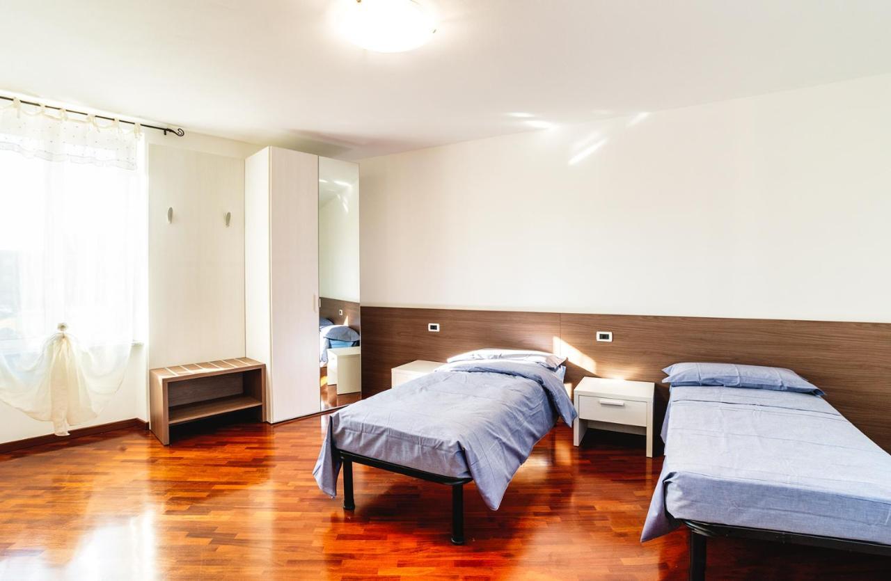 Il Roseto Di Marina Hotel Lucino Kültér fotó